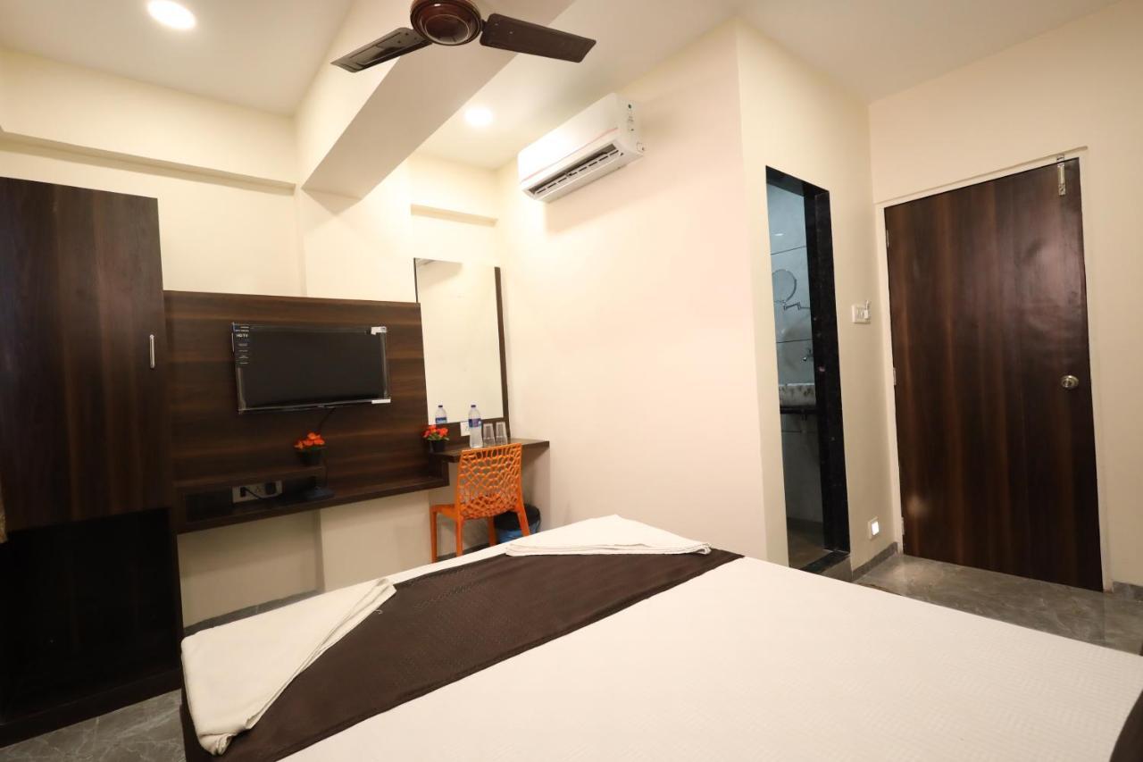 Hotel R K Residency Mahape Navi Mumbai Exterior foto